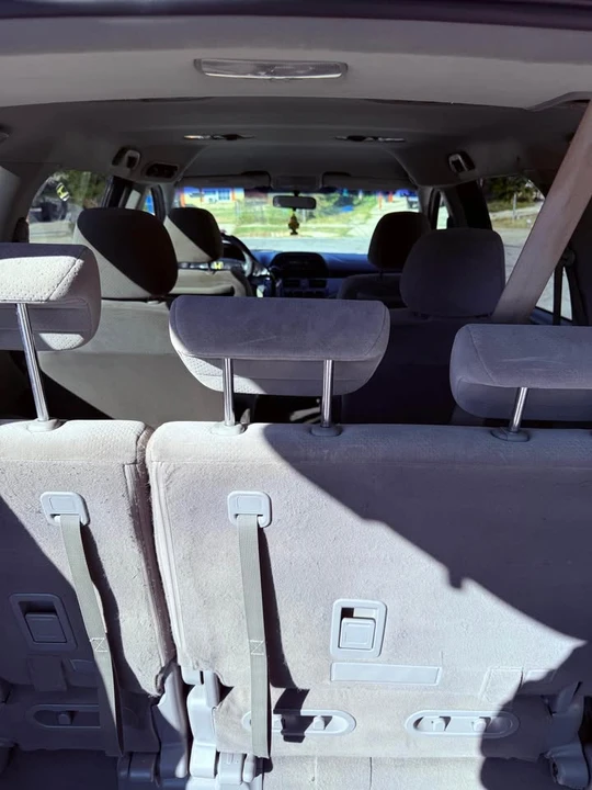 2007 Honda Odyssey - Image 18 of 19
