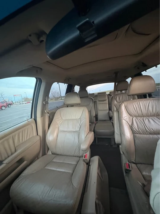 2007 Honda Odyssey - Image 8 of 9