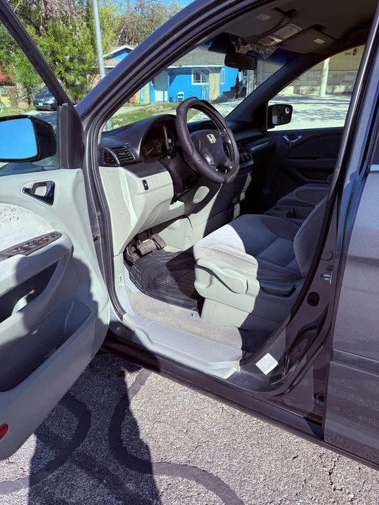 2007 Honda Odyssey - Image 17 of 19