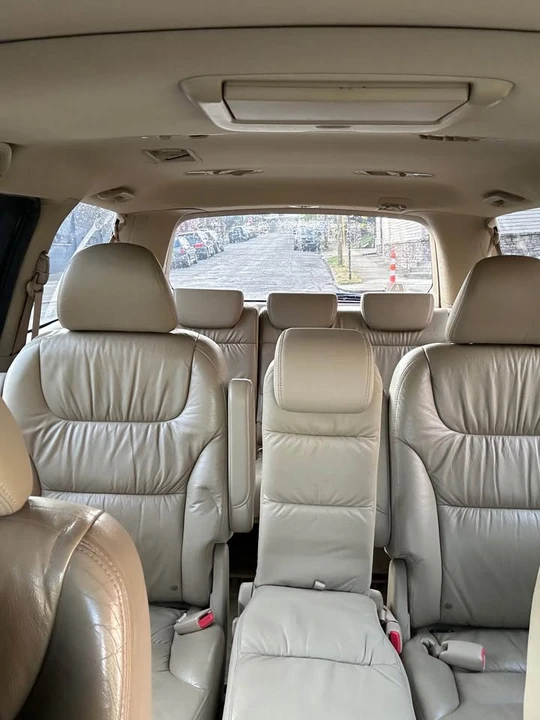 2007 Honda Odyssey - Image 2 of 18