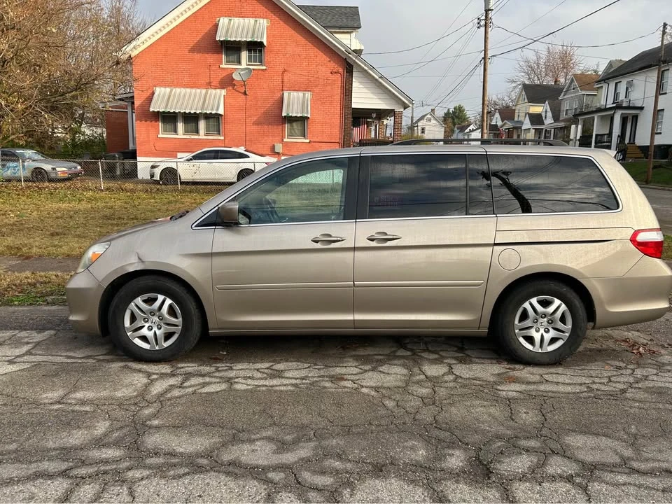 2007 Honda Odyssey - Image 16 of 18