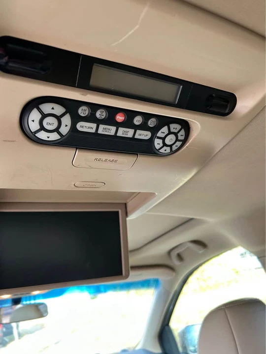2007 Honda Odyssey - Image 10 of 18