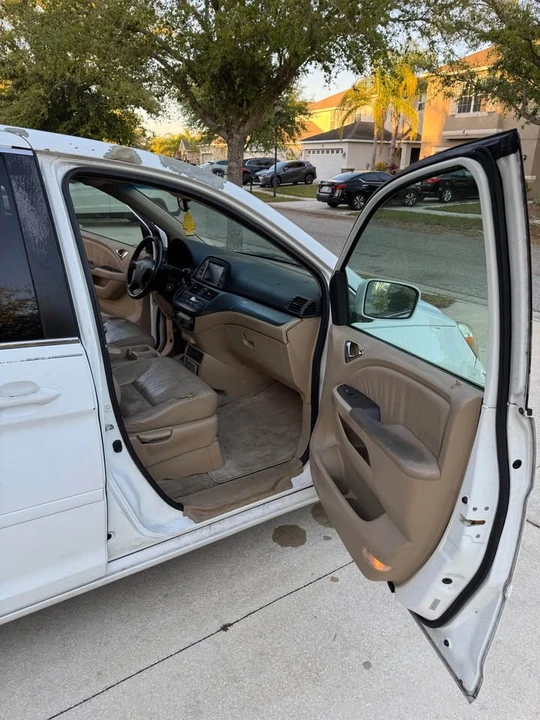 2007 Honda Odyssey - Image 9 of 16