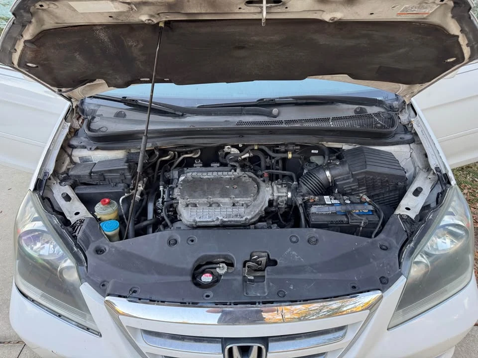 2007 Honda Odyssey - Image 16 of 16