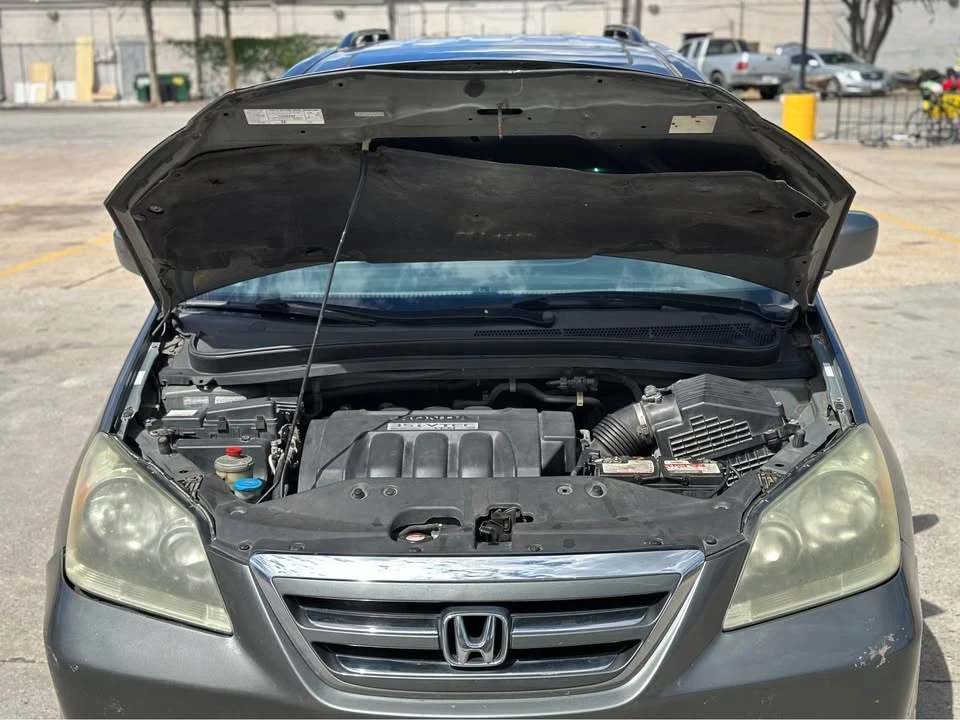 2007 Honda Odyssey - Image 8 of 17