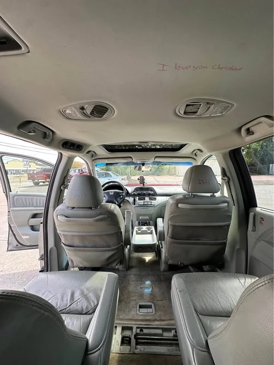 2007 Honda Odyssey - Image 13 of 17