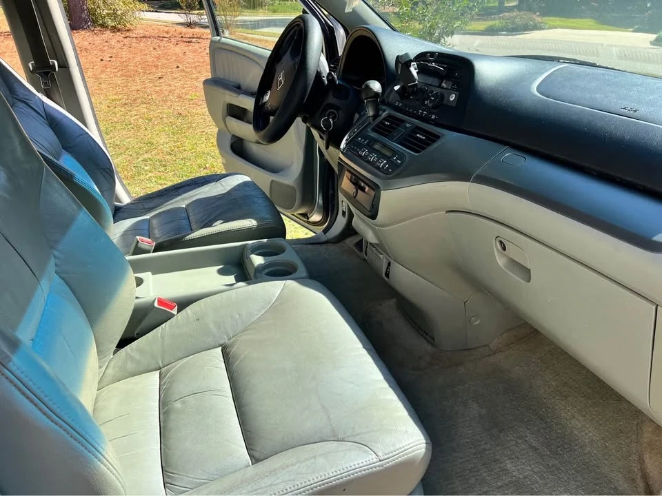 2007 Honda Odyssey - Image 9 of 14