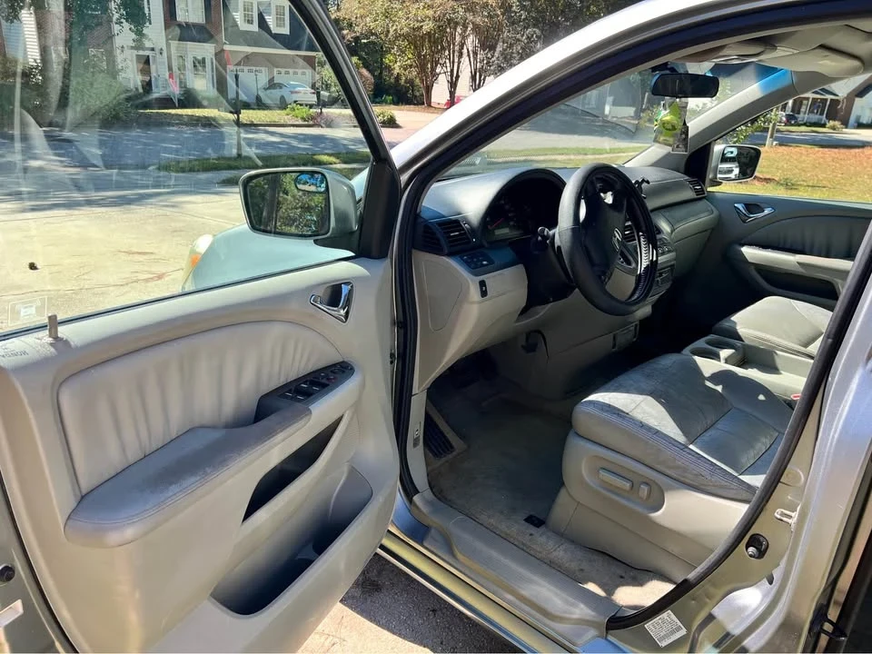 2007 Honda Odyssey - Image 12 of 14