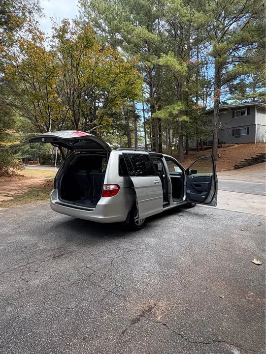 2007 Honda Odyssey - Image 12 of 16