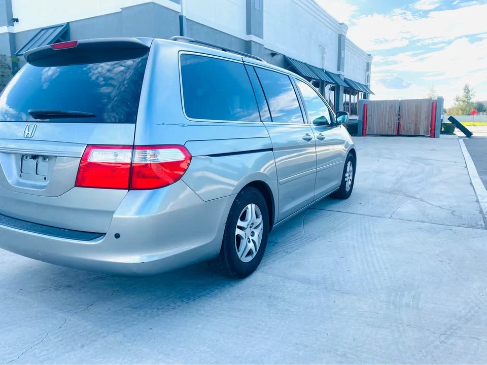 2007 Honda Odyssey - Image 4 of 13