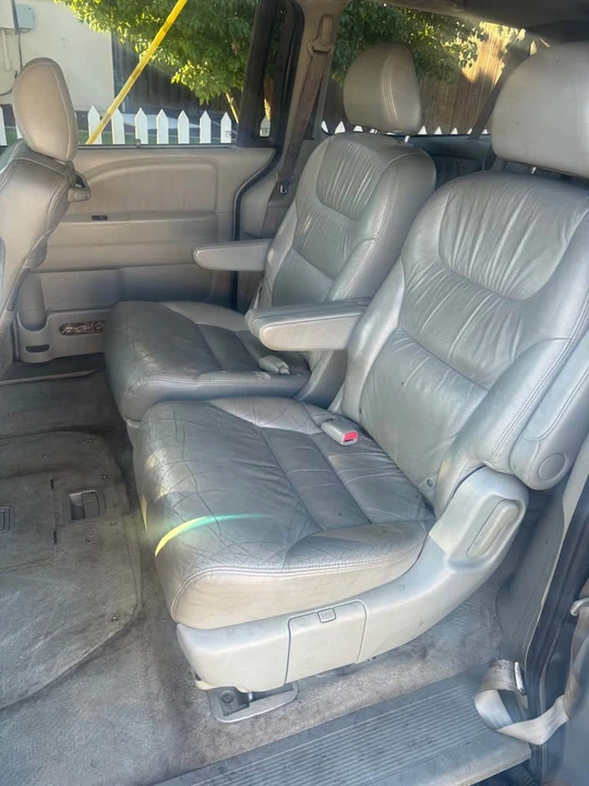 2007 Honda Odyssey - Image 6 of 7