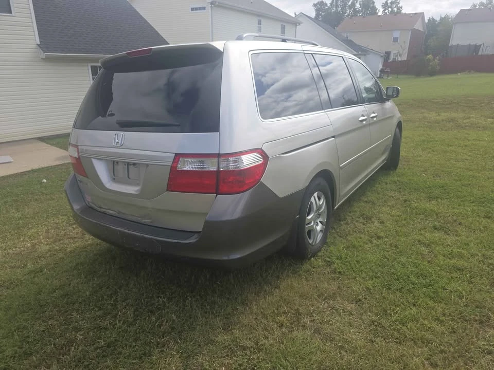2007 Honda Odyssey - Image 3 of 10