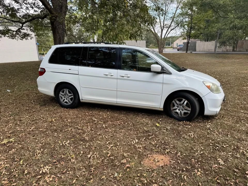 2007 Honda Odyssey - Image 2 of 11