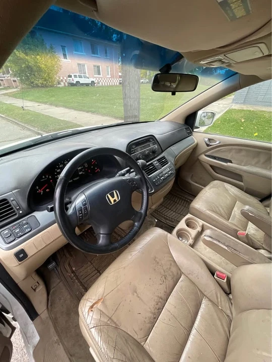 2007 Honda Odyssey - Image 8 of 10