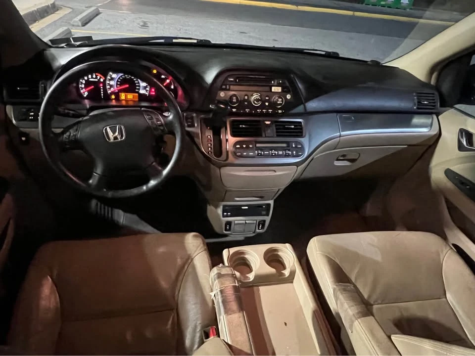 2007 Honda Odyssey - Image 9 of 12