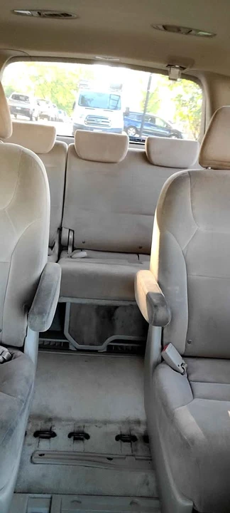 2007 Honda Odyssey - Image 2 of 7