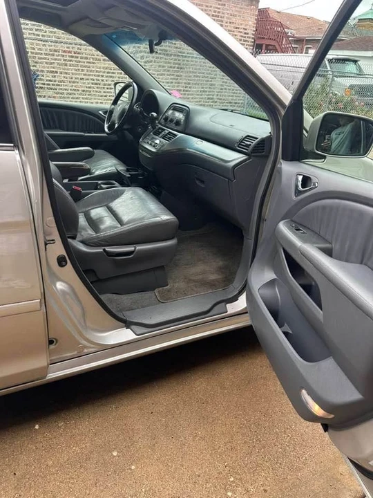 2007 Honda Odyssey - Image 7 of 15
