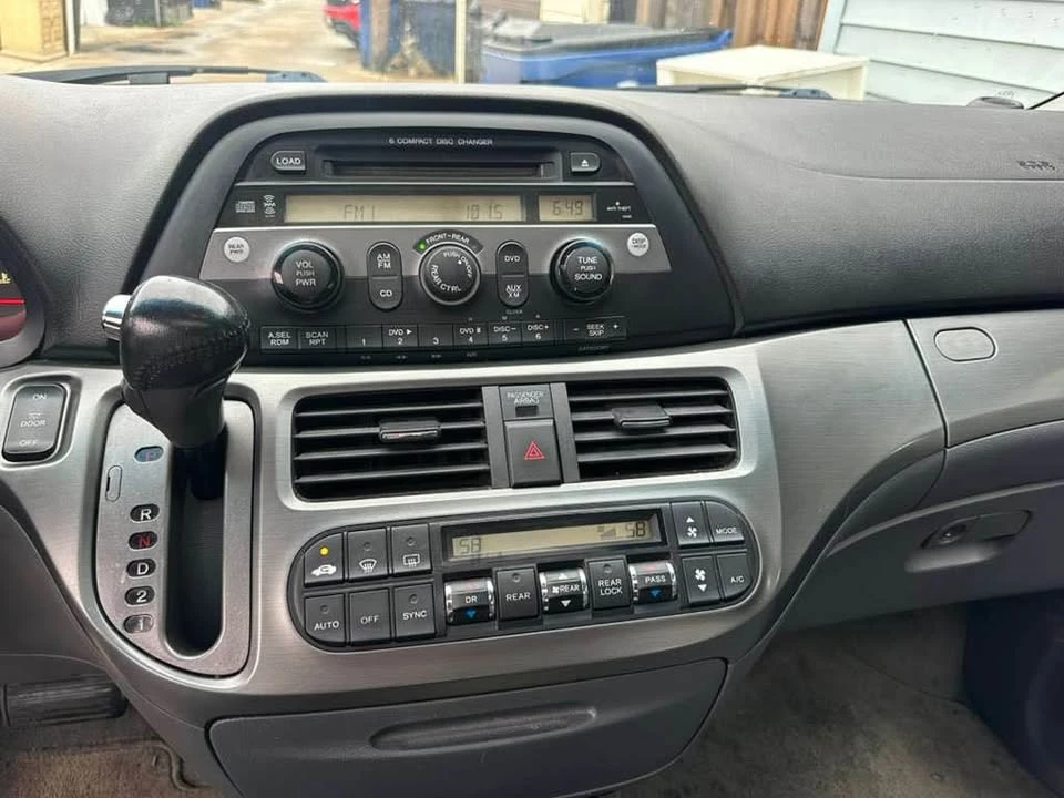 2007 Honda Odyssey - Image 8 of 15