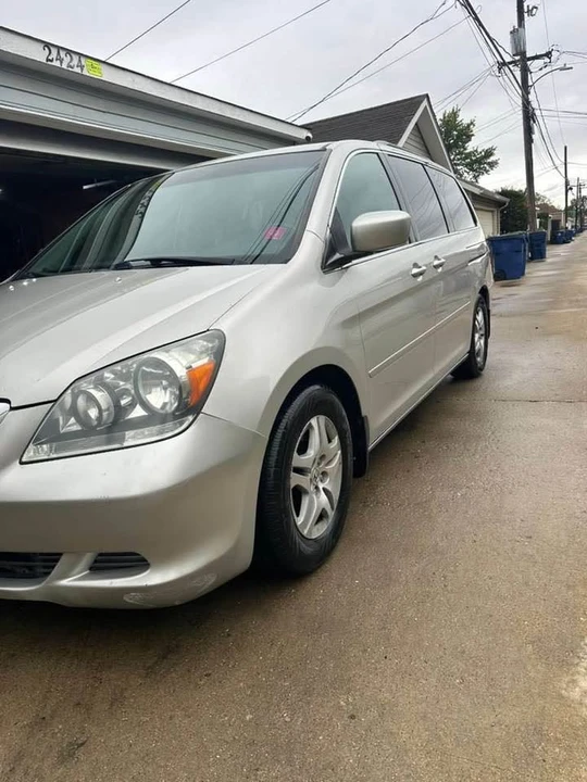 2007 Honda Odyssey - Image 11 of 15