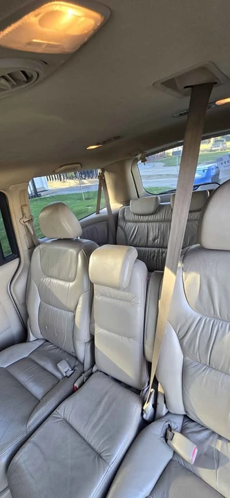 2007 Honda Odyssey - Image 6 of 7