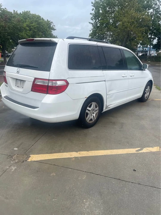 2007 Honda Odyssey - Image 5 of 10