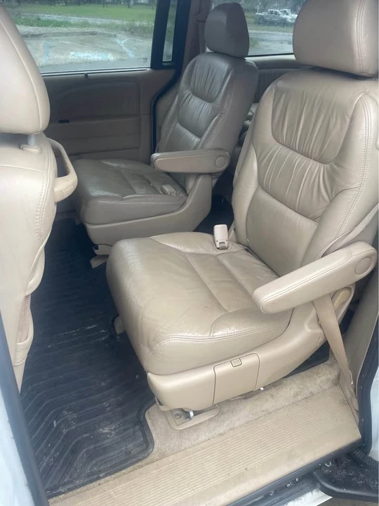 2007 Honda Odyssey - Image 9 of 10