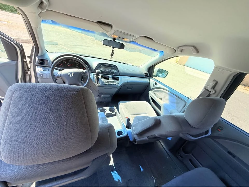 2007 Honda Odyssey - Image 6 of 9