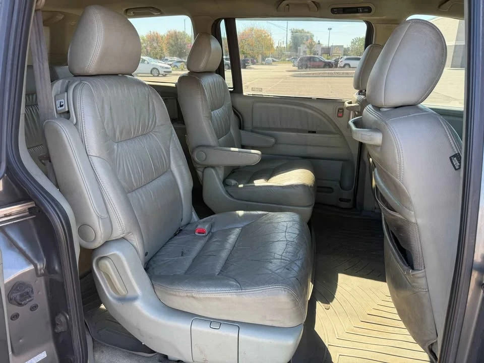 2007 Honda Odyssey - Image 10 of 12