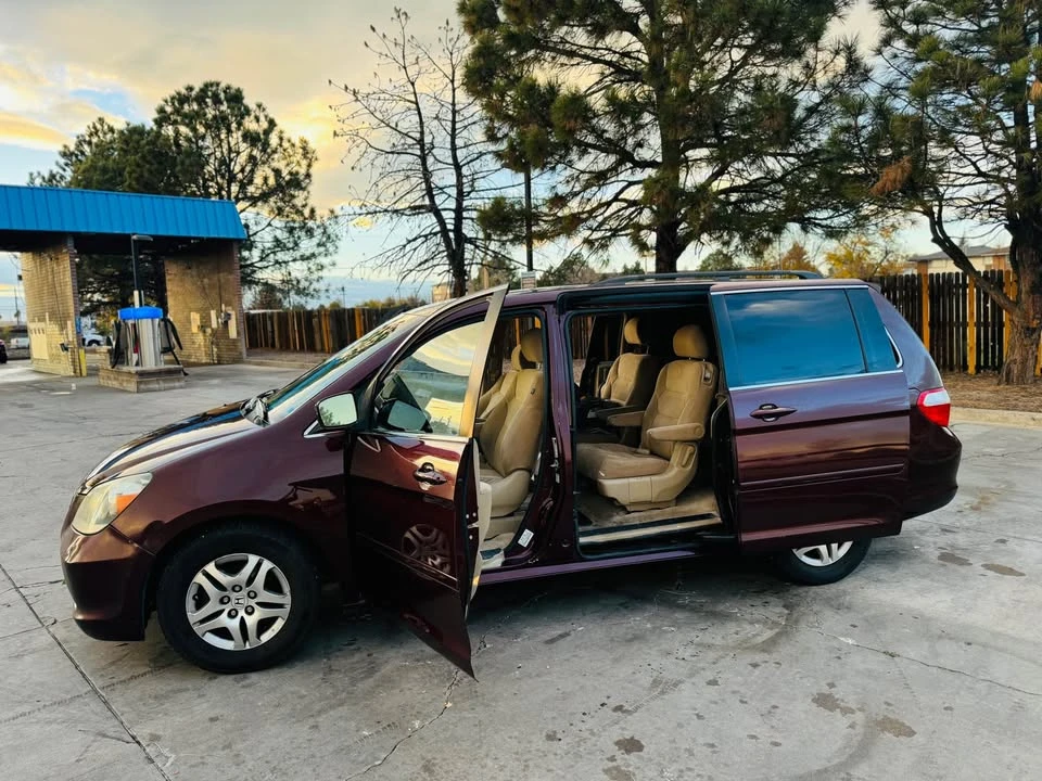 2007 Honda Odyssey - Image 8 of 11