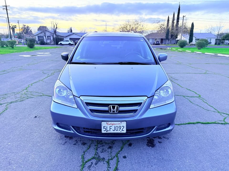 2007 Honda Odyssey - Image 2 of 17