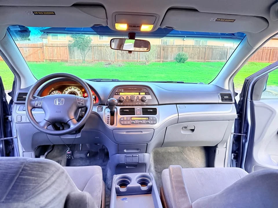 2007 Honda Odyssey - Image 13 of 17
