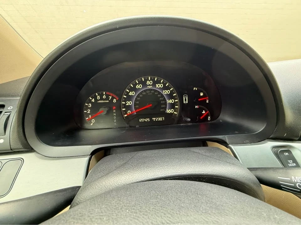 2007 Honda Odyssey - Image 9 of 17