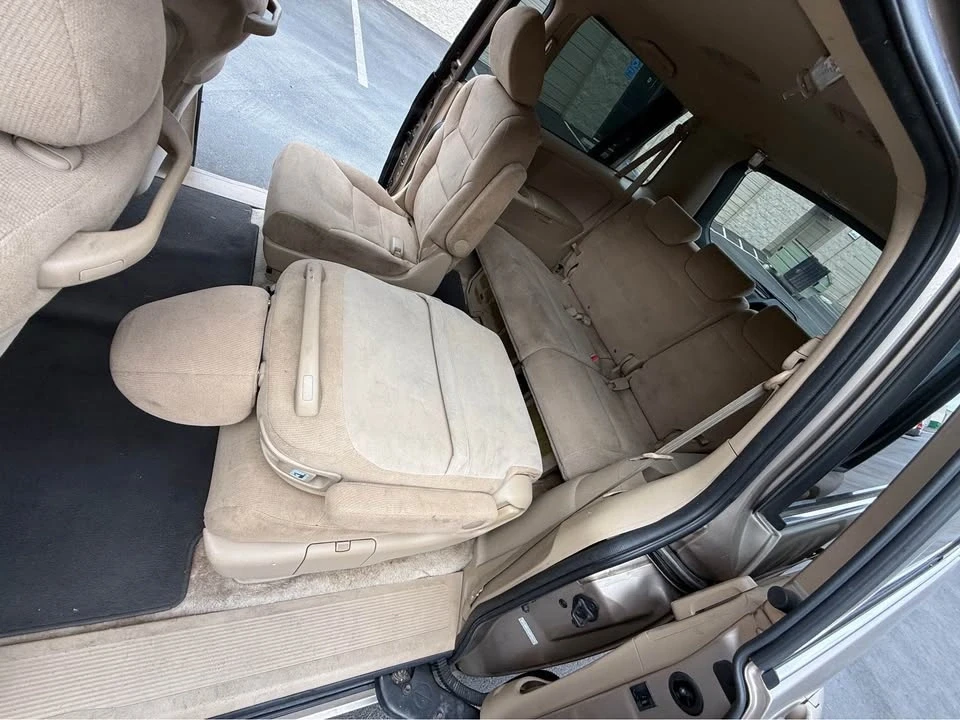 2007 Honda Odyssey - Image 15 of 17