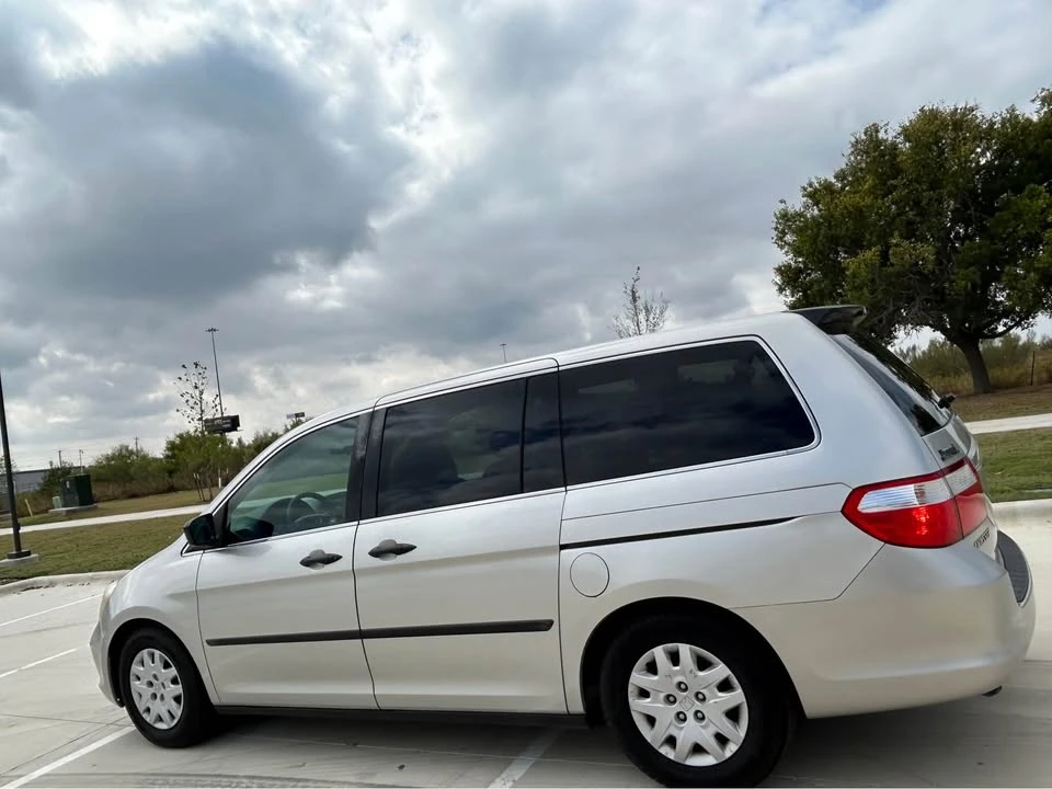 2007 Honda Odyssey - Image 3 of 8