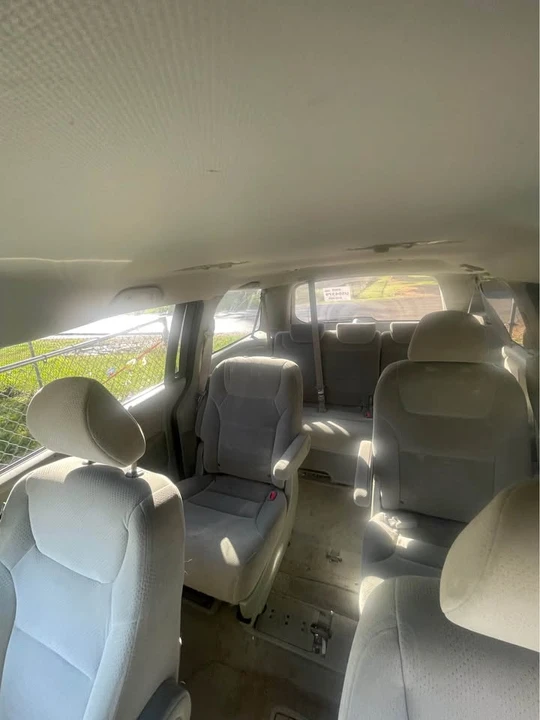 2007 Honda Odyssey - Image 4 of 8