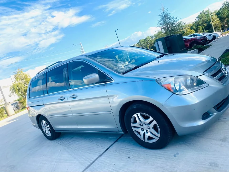 2007 Honda Odyssey - Image 3 of 13