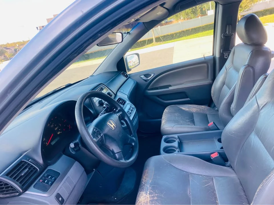 2007 Honda Odyssey - Image 11 of 13