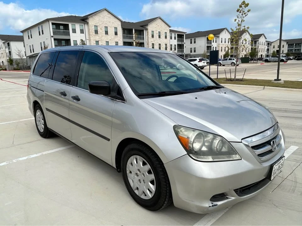 2007 Honda Odyssey - Image 2 of 11