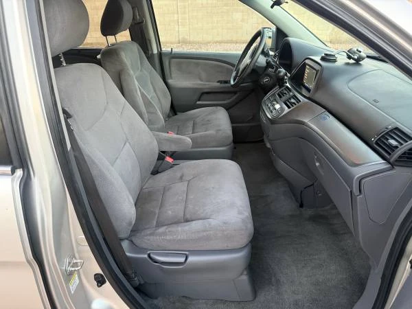 2007 Honda Odyssey - Image 8 of 10