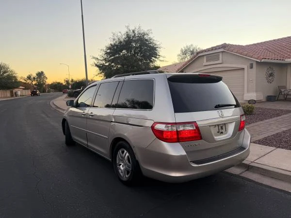 2007 Honda Odyssey - Image 5 of 10