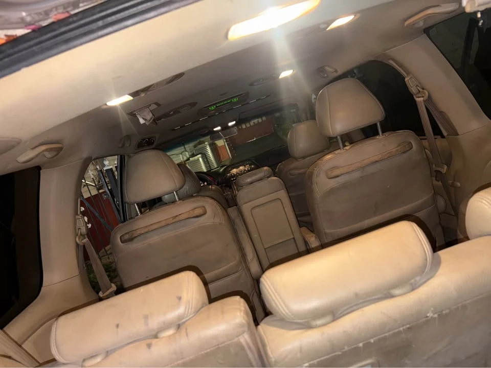 2007 Honda Odyssey - Image 10 of 10
