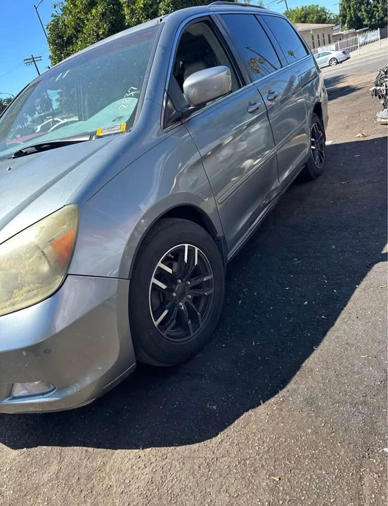 2007 Honda Odyssey - Image 2 of 13