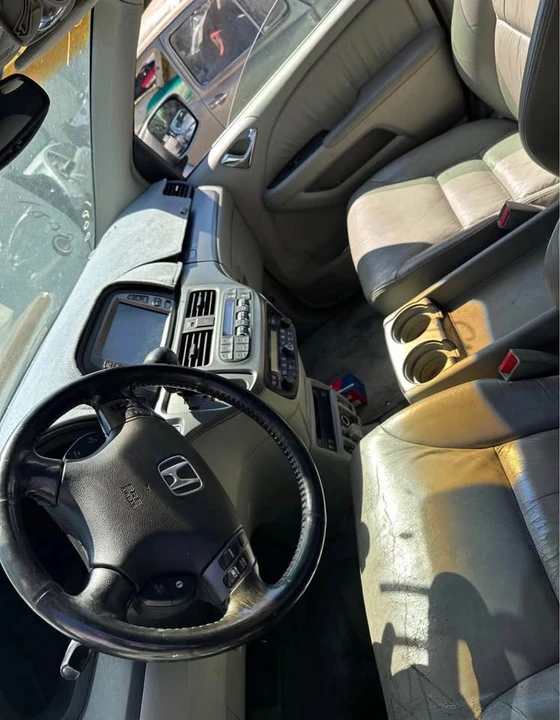 2007 Honda Odyssey - Image 10 of 13
