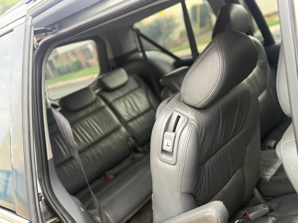 2007 Honda Odyssey - Image 8 of 10