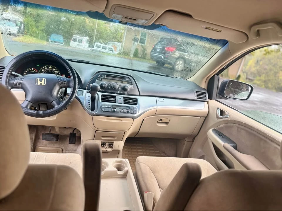 2007 Honda Odyssey - Image 10 of 11