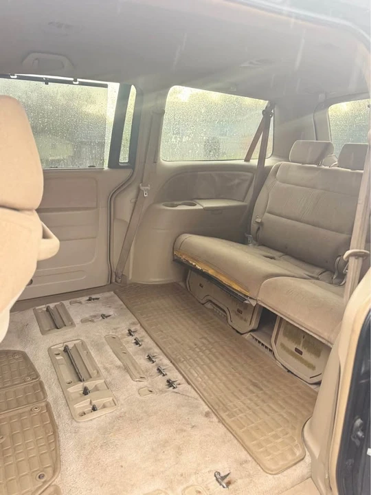 2007 Honda Odyssey - Image 9 of 10