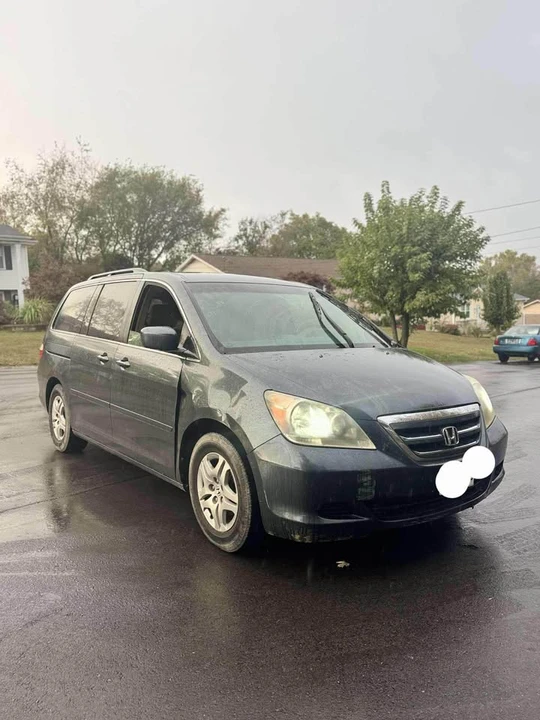 2007 Honda Odyssey - Image 2 of 10