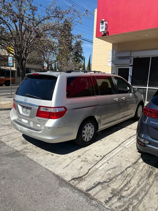 2007 Honda Odyssey - Image 2 of 5