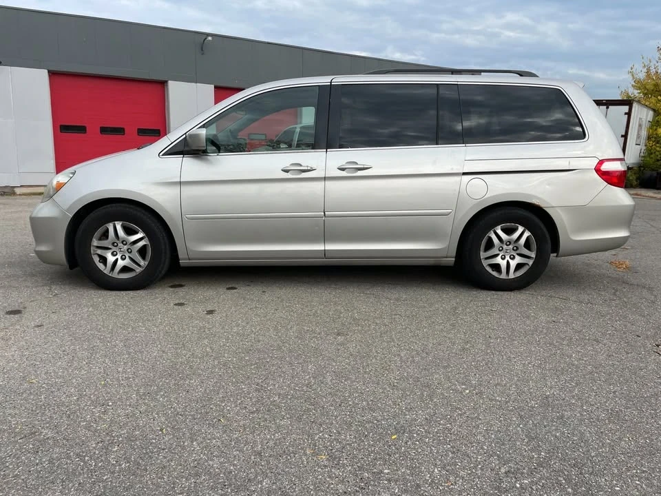 2007 Honda Odyssey - Image 2 of 7