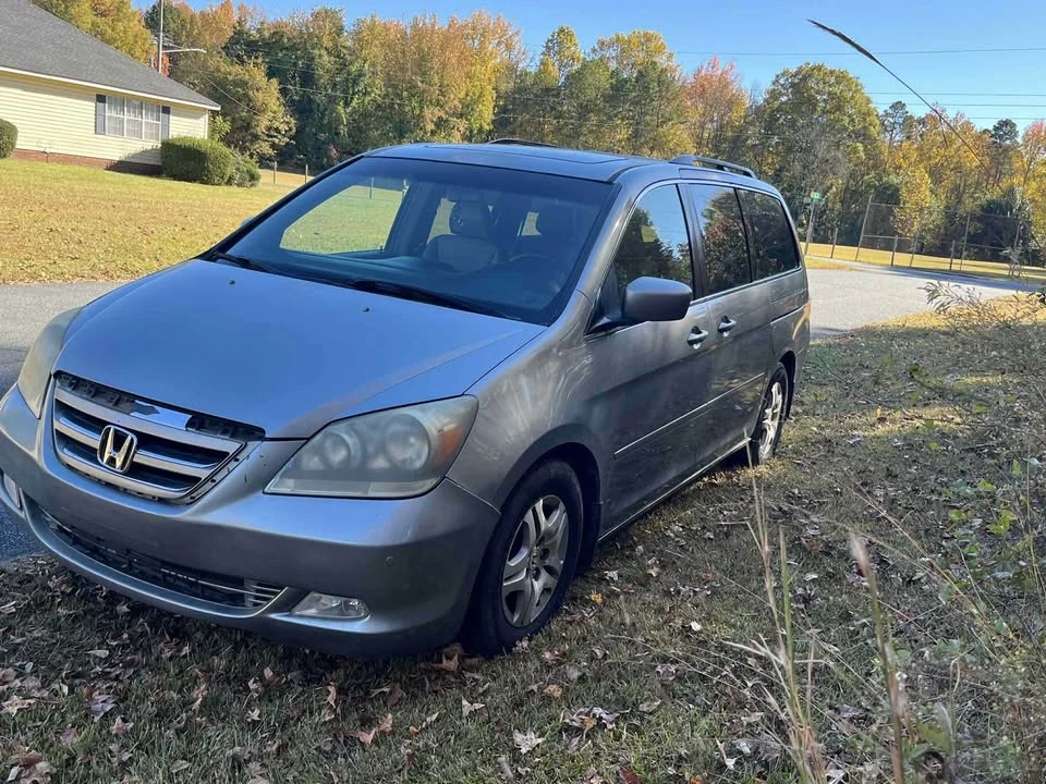 2007 Honda Odyssey - Image 2 of 14